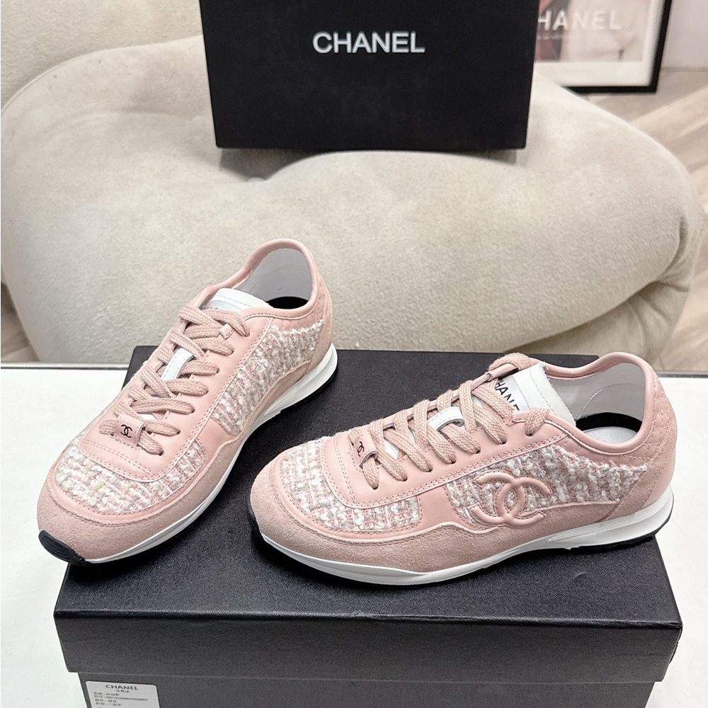 Chanel Classic Pink Tweed & Suede Casual Sneakers - Picture 7 of 7